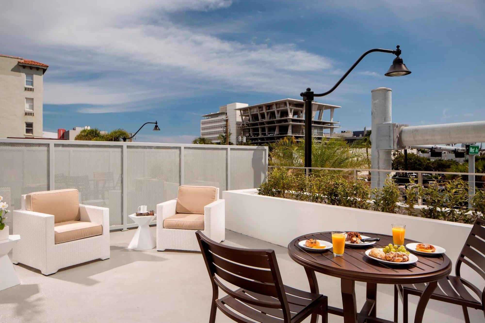 Residence Inn By Marriott Miami Beach South Beach Exterior foto